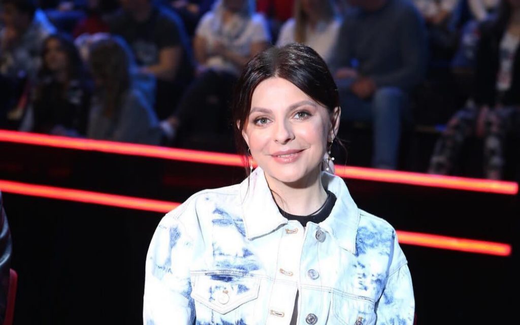 Оксана Муха фіналістка «Голосу країни9» Співачка